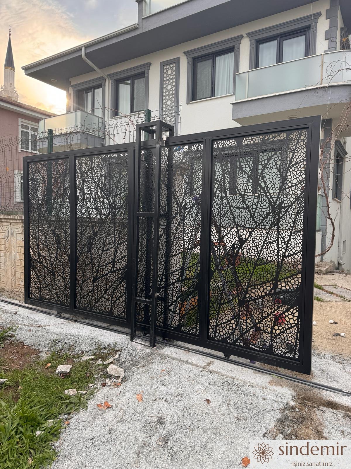 Lazer Kesimli Kapı Modelleri